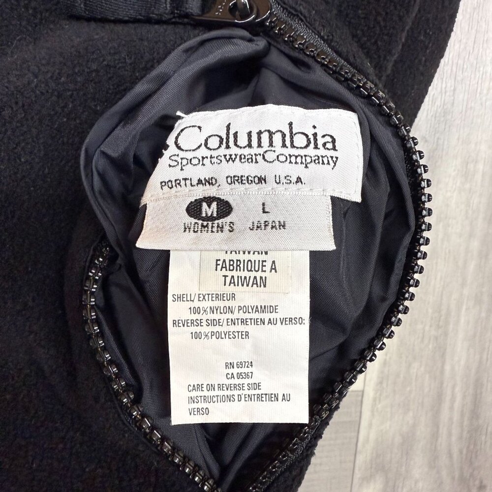 ✅  Womens M VTG Columbia Reversible Vest Blue Black  fleece Nylon W/Pockets - Picture 3 of 10